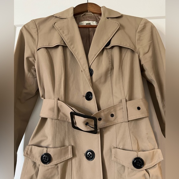 🤎Tan Spring Trench Coat (Size XS) - Picture 6 of 13
